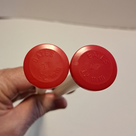 Susan Bates knitting needles size 17 (12mm) 14.25" long - Picture 3 of 3